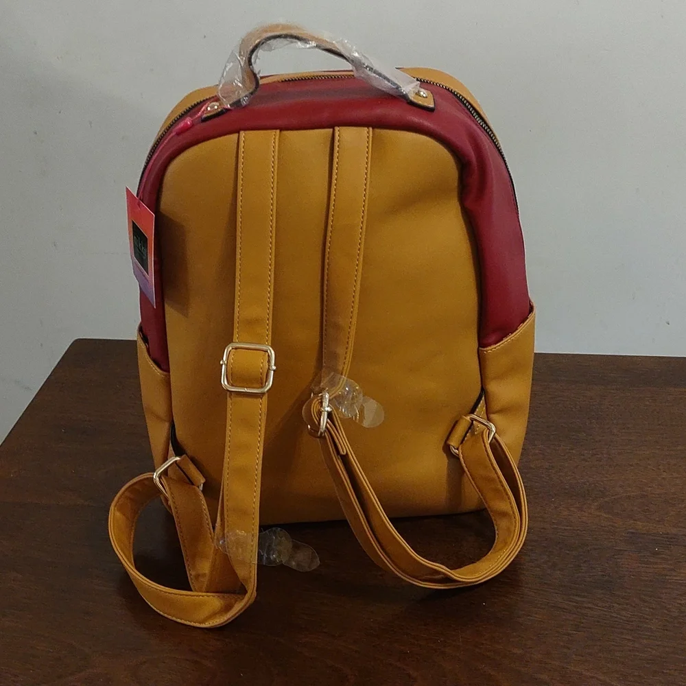 Backpack - Picture 2 of 2